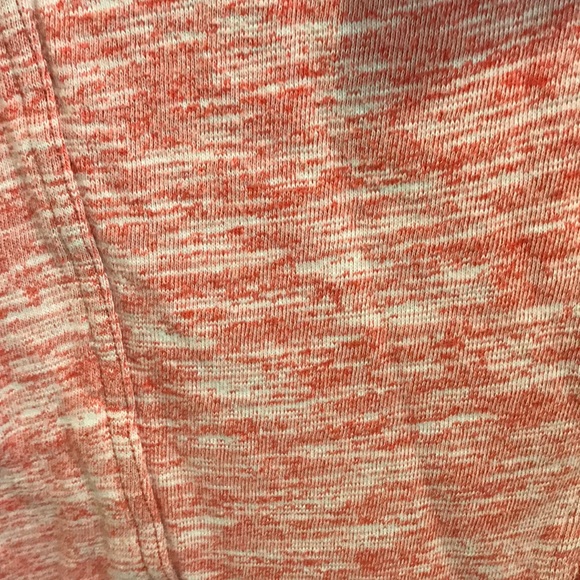 Lucy Zipup - Picture 4 of 5